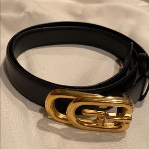 Vintage Gucci Gold Buckle Black Leather Mens Belt